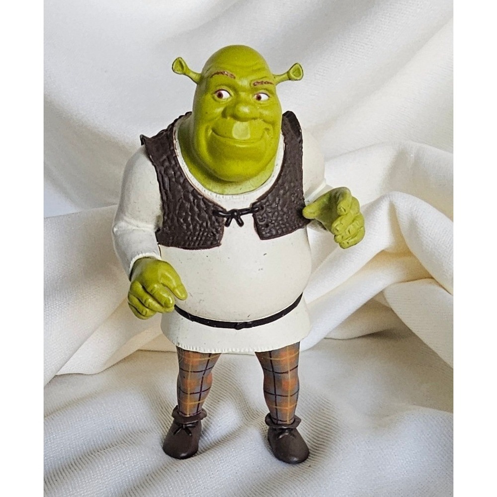 DreamWorks Shrek the Ogre Christmas Ornament 2010 Collectible Figurine Green